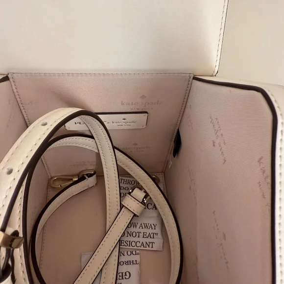 Kate Spade Snoopy Cream and Black Crossbody and Handle Handbag - Picture 5 of 6